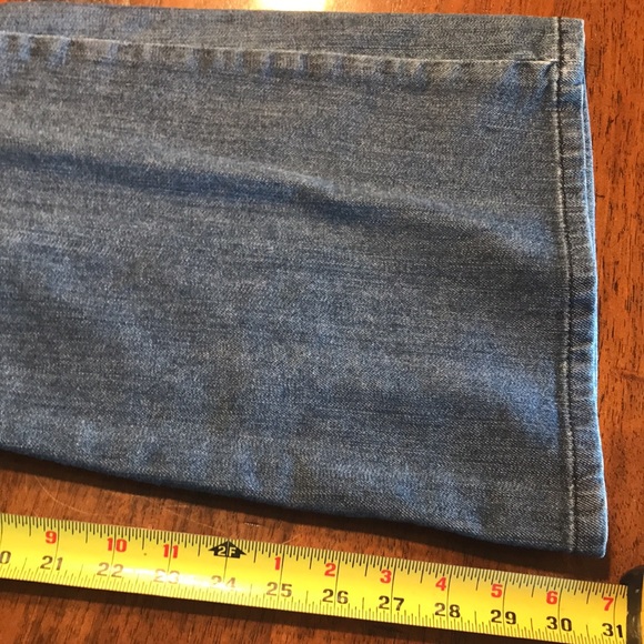 a.n.a. Modern Flare Jeans - Picture 9 of 10